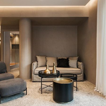 *** Boutique Syntagma Apartment W/ Plunge Pool *** Atenas Exterior foto