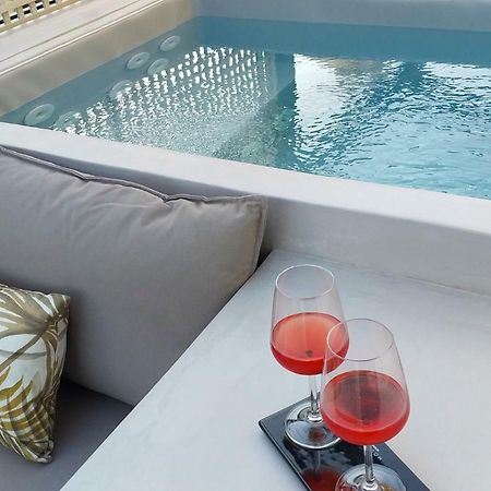*** Boutique Syntagma Apartment W/ Plunge Pool *** Atenas Exterior foto